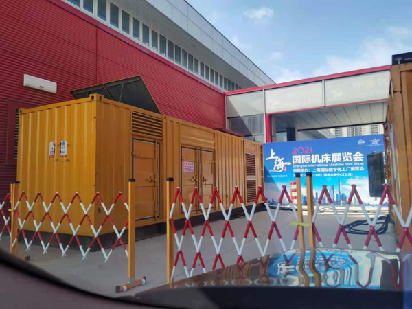 龙门出租发电机-柴油发电机和汽油发电机哪个更好一些？