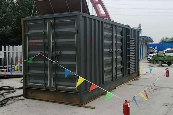 龙门发电机租赁空气滤清器多久更换一次？